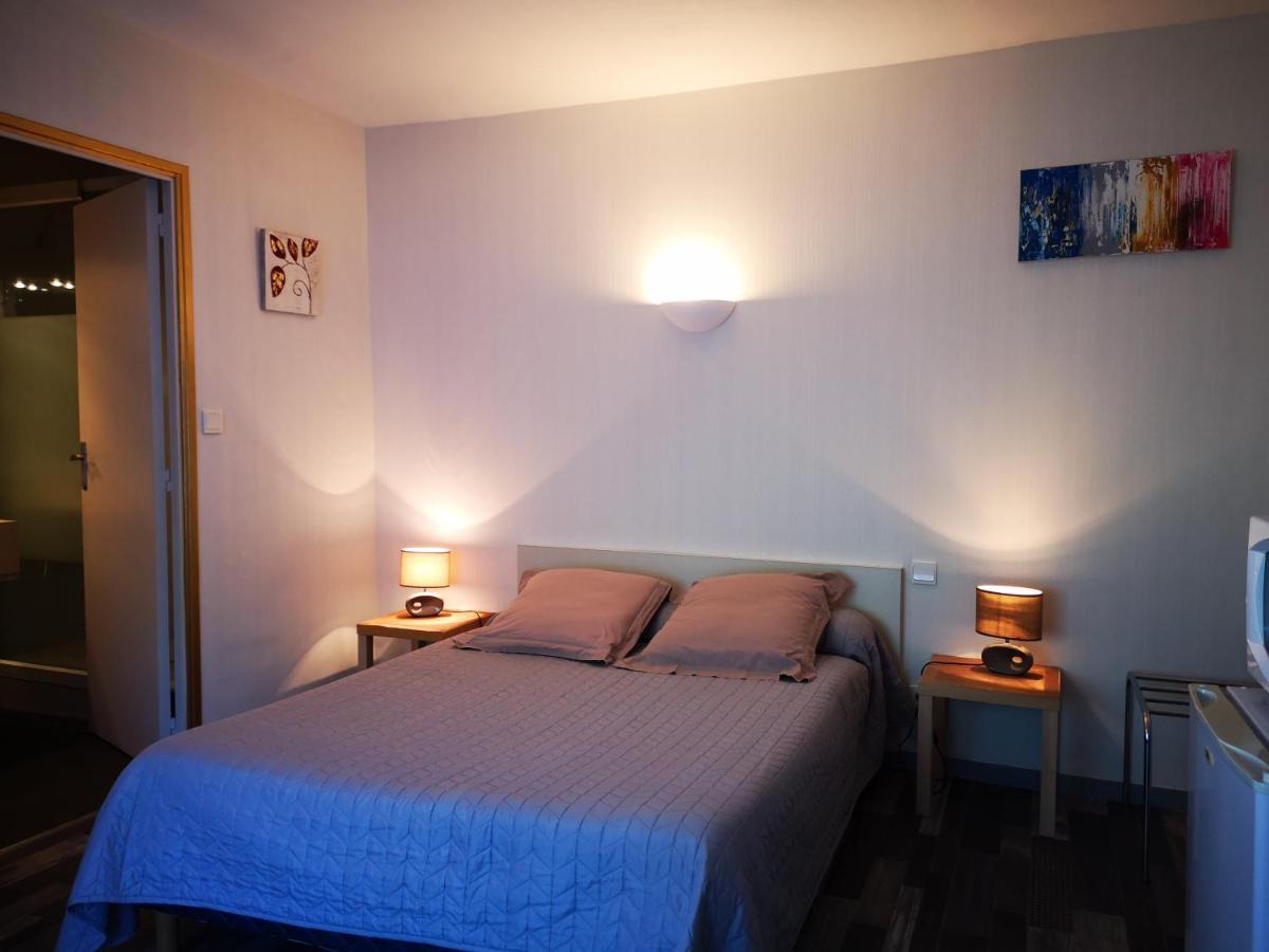 Guest House La Fauvelaie Verrières-en-Anjou Extérieur photo
